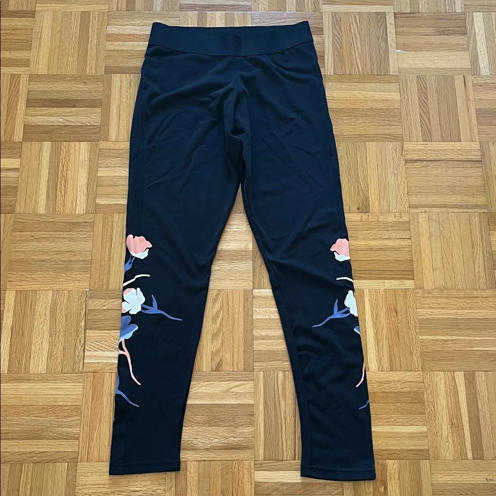 adidas Black Leggings with Floral Design - Picture 5 of 9